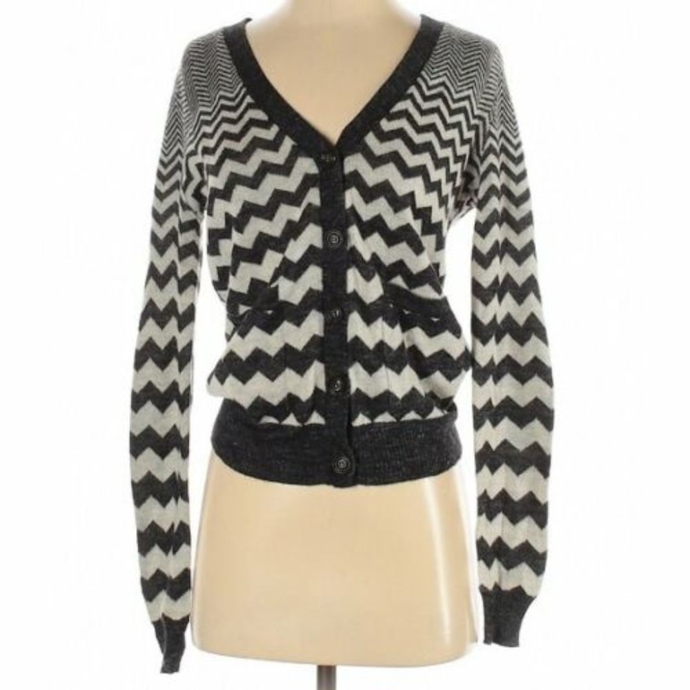 WALLACE by Madewell Grey & Cream Chevron cardigan Size M
